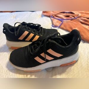 Adidas Cloudfoam, great shape